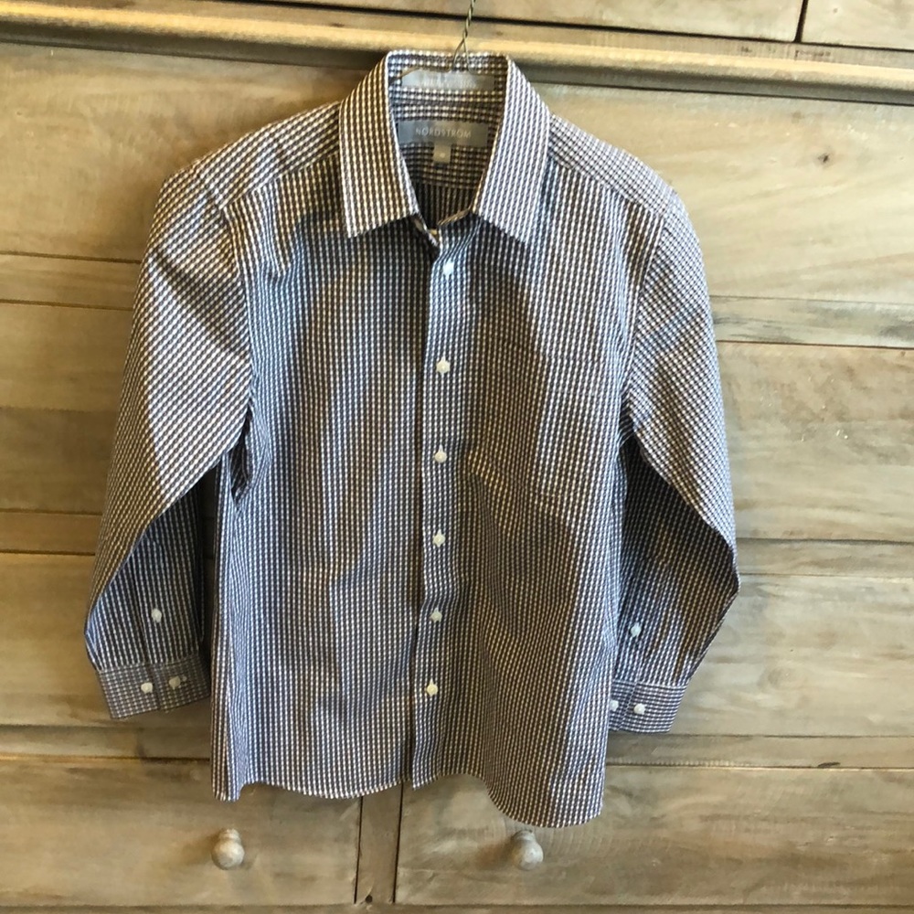 Nordstrom Boys size 10 button down dress shirt